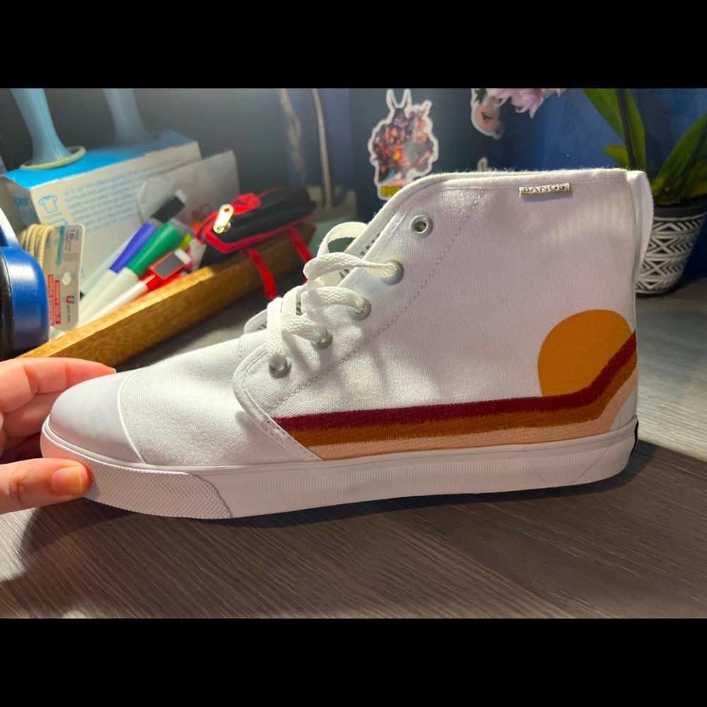 High top shoes, never worn. Hope someone can love them :)